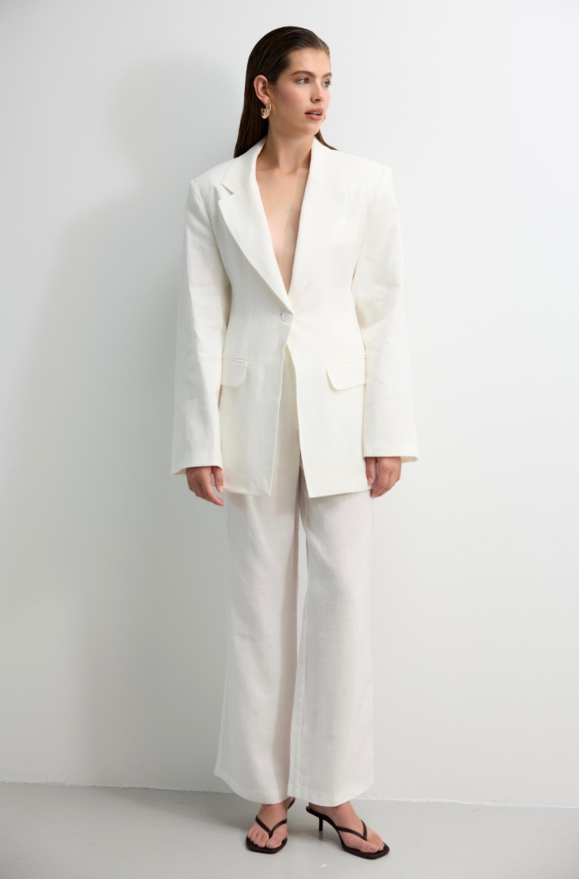 Olivia Linen Tailored Blazer
