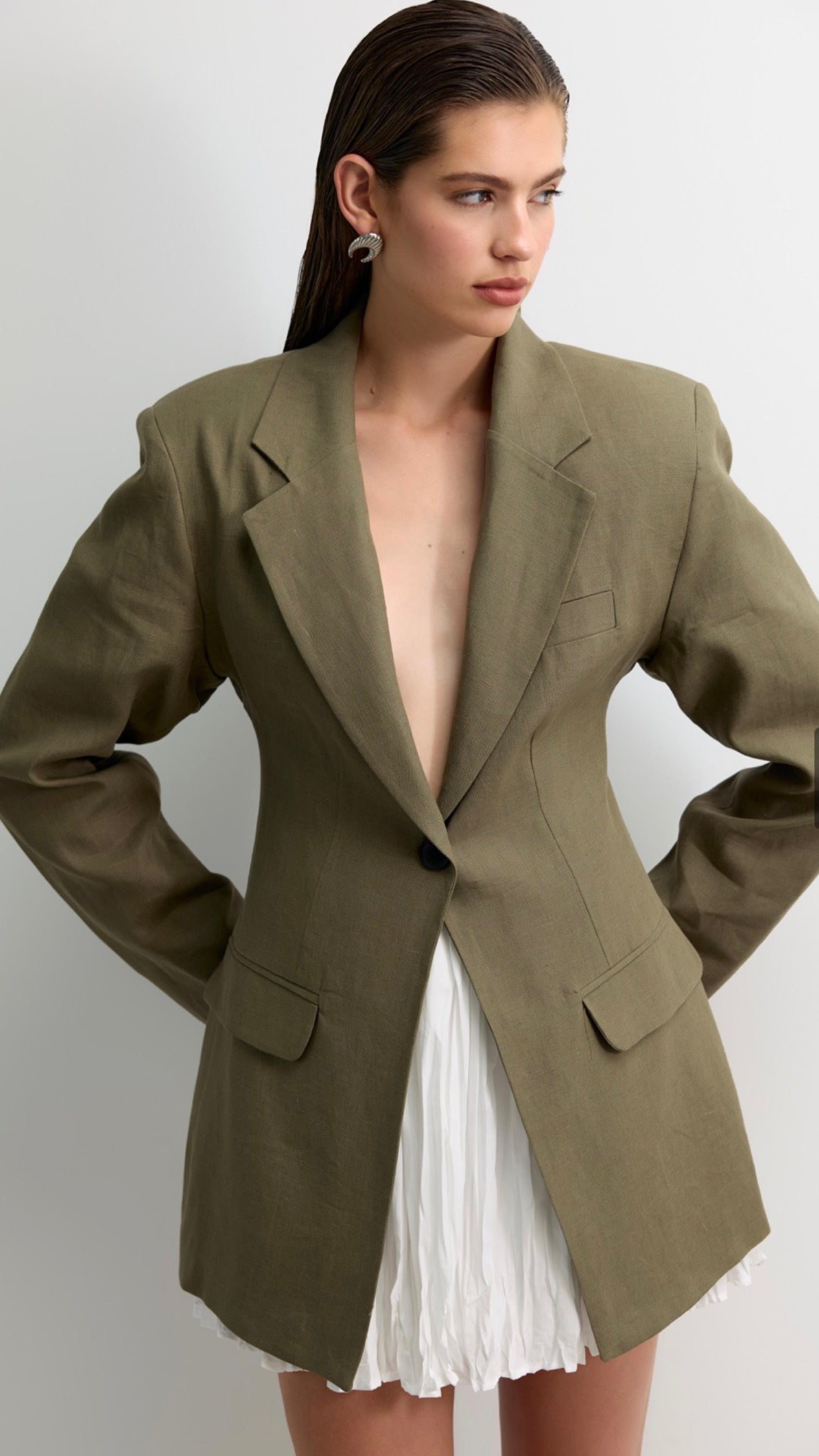 Olivia Linen Tailored Blazer